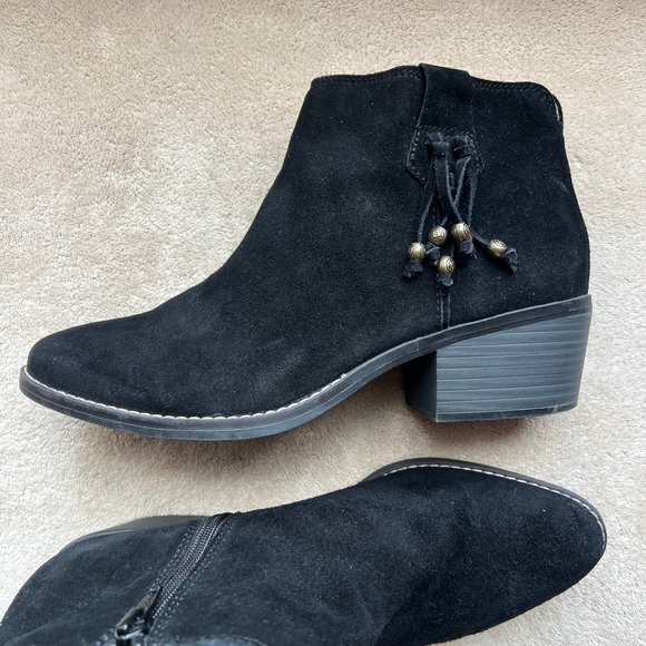 White Mountain Havana Women 9M Black Suede Beaded Tassel Ankle Booties Western - Picture 15 of 15